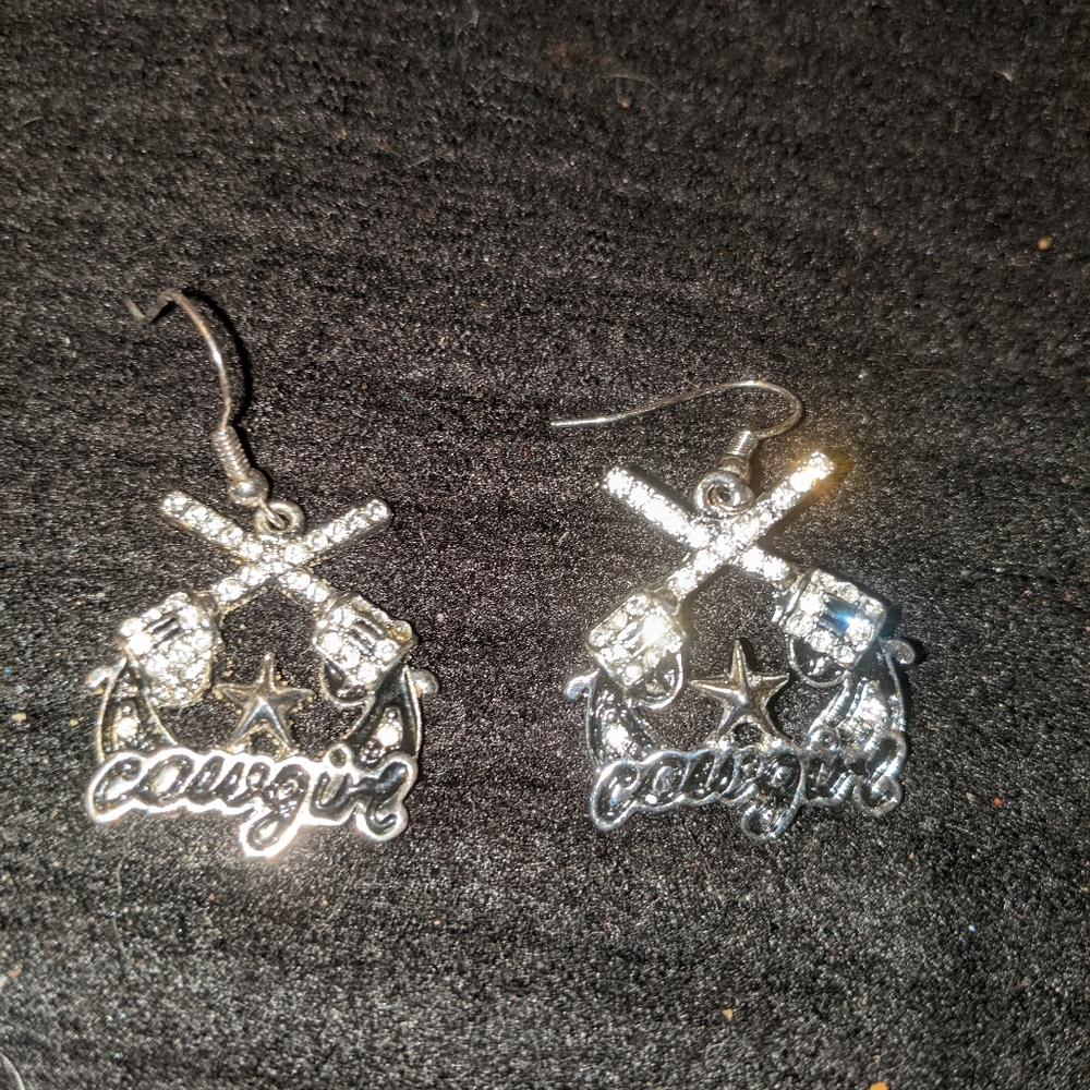 More stuff - Picture 13 of 16